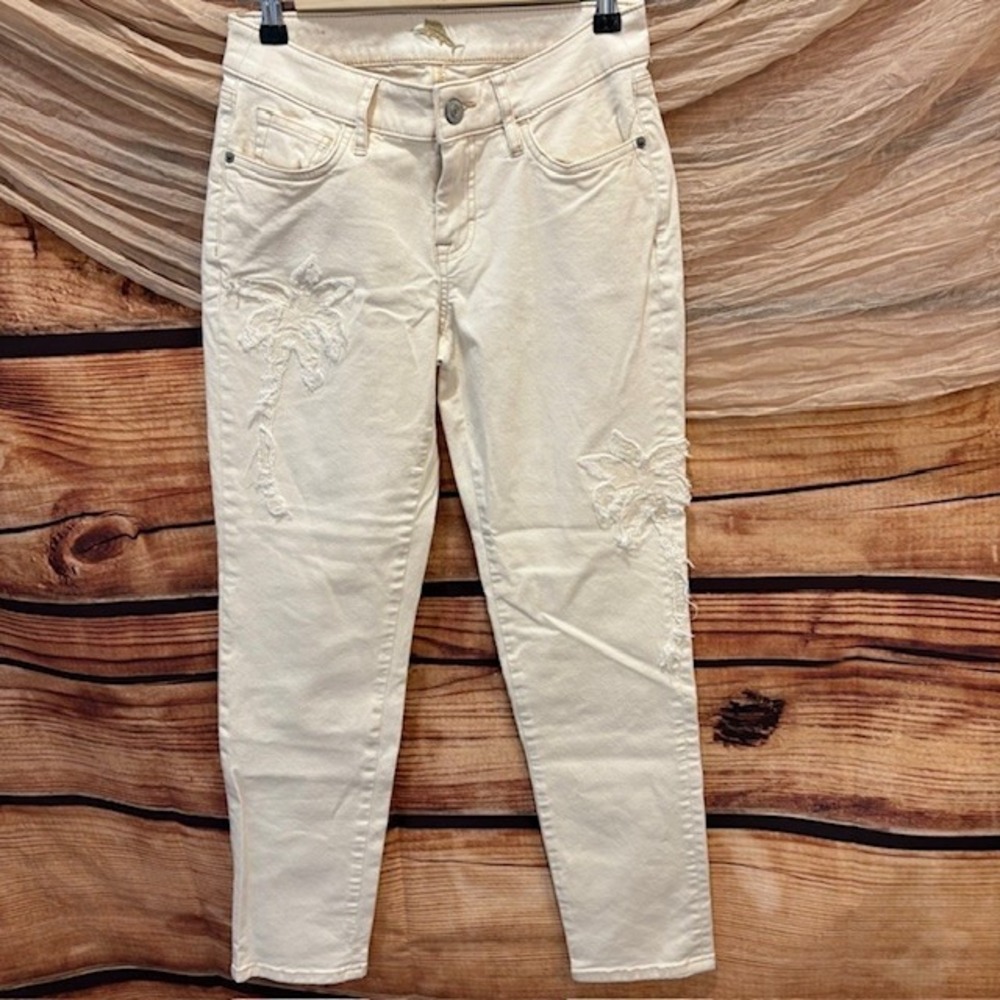 Tommy Bahama Women's Slim Boyfriend Cream Denim 5 Pocket Jeans Size 25X29‎
